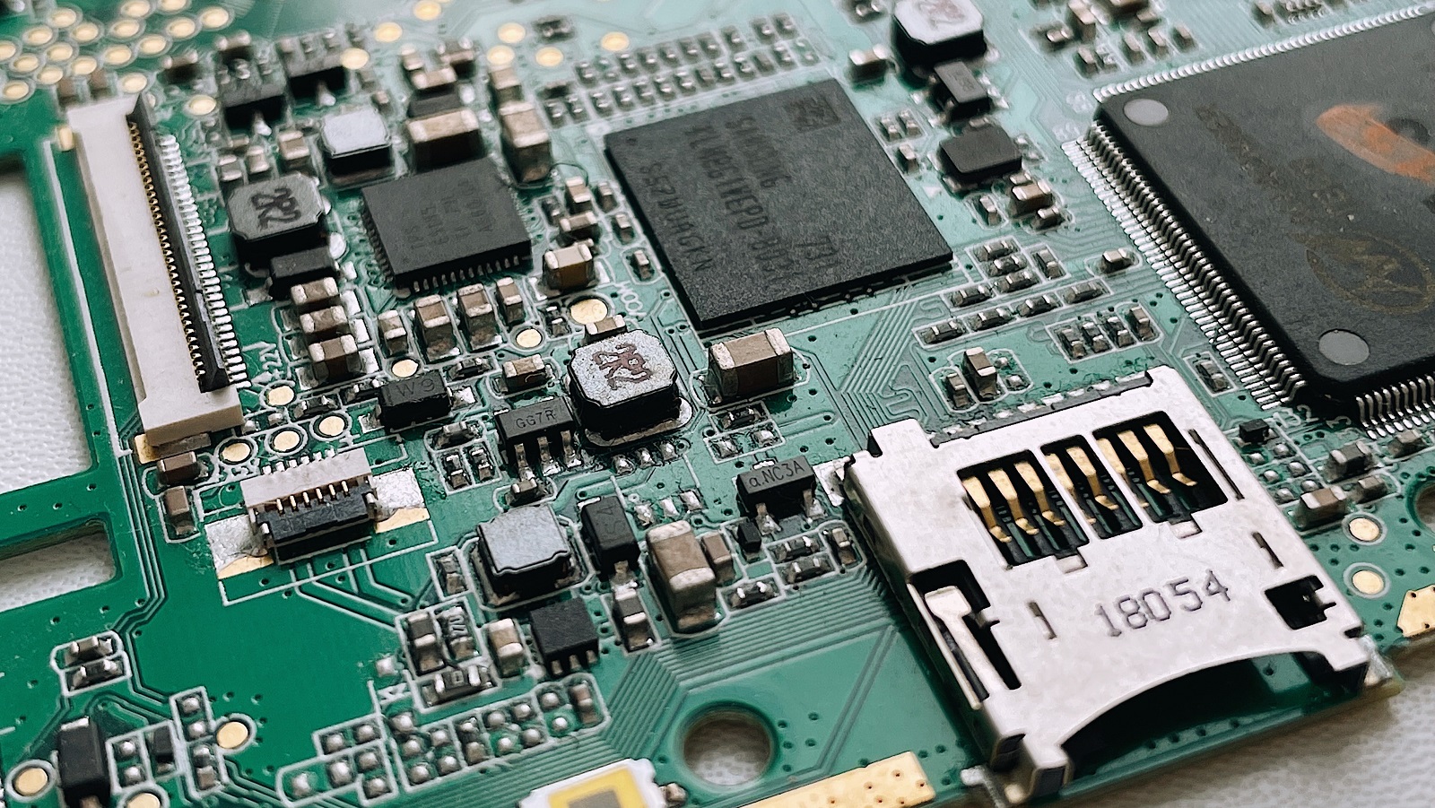 How to Reduce PCB Assembly Cost-PCBX