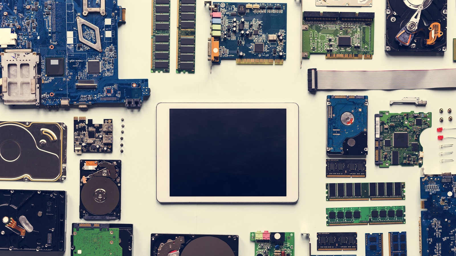 Challenges and Strategies in IoT PCB Design-PCBX