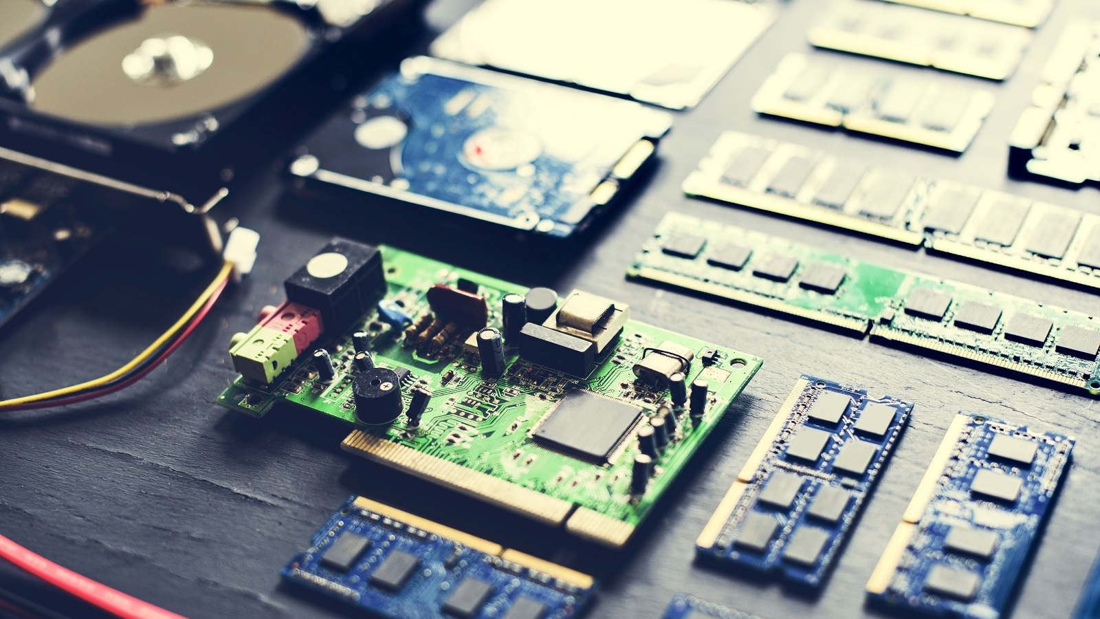 How Solder and Coatings Affect PCB Shelf Life-PCBX