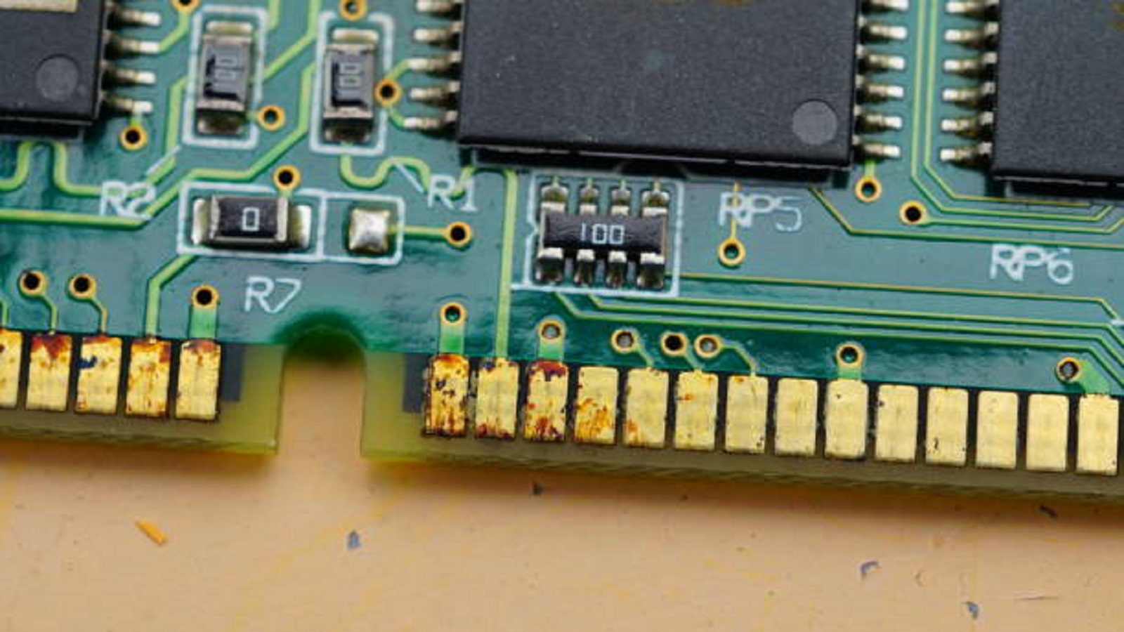 How to Remove Gold from PCB Board-PCBX