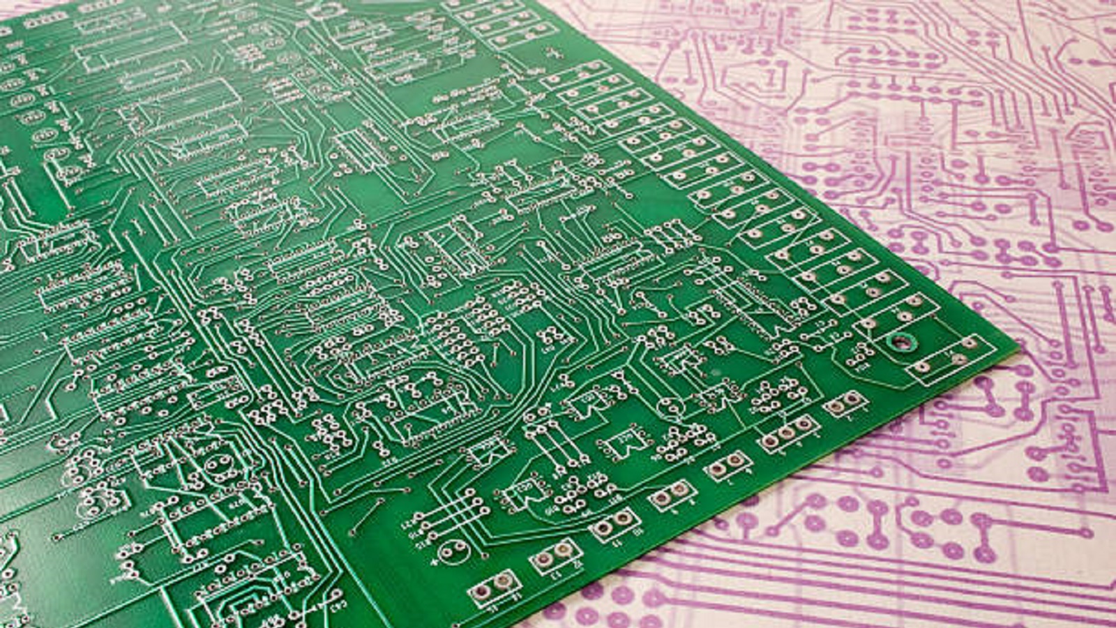 FR4 Permittivity in PCB Design-PCBX