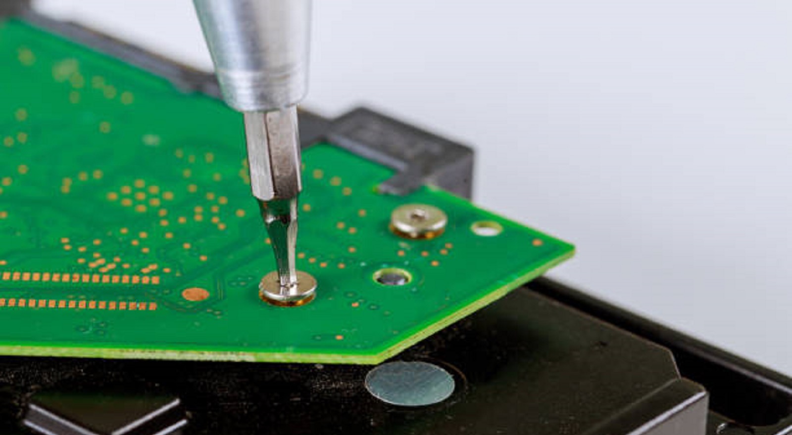What Are Tooling Holes-PCBX