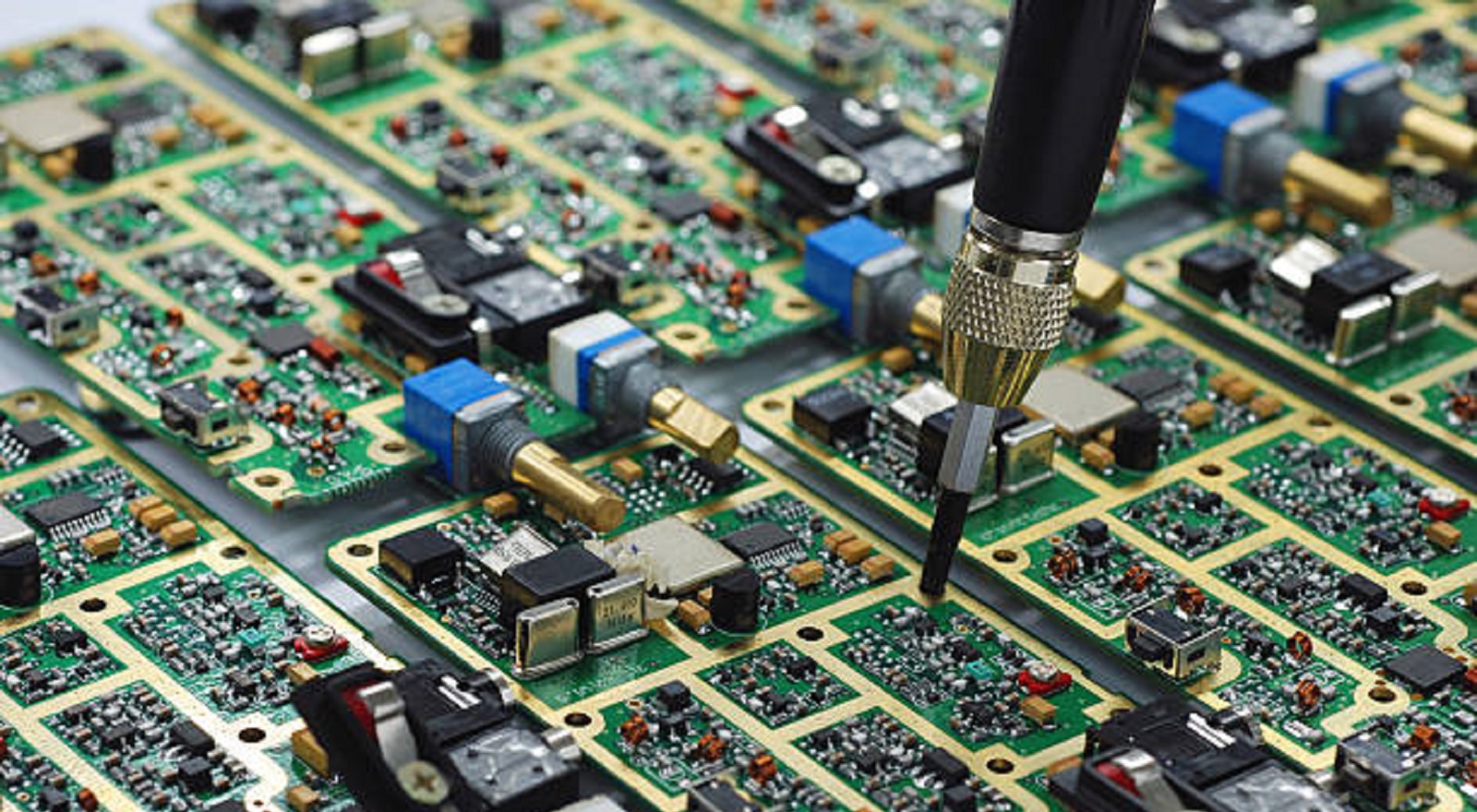 PCB Applications in Automotive-PCBX