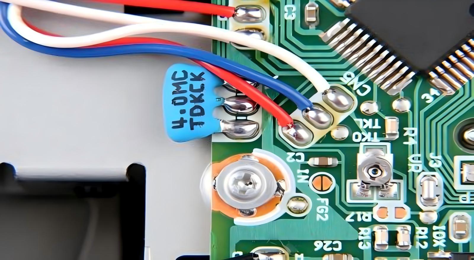 Navigating the Complexities of 01005 Component Assembly